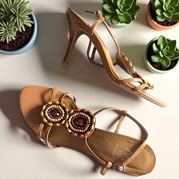 Marinelli “Riona” Beaded Wooden Bezel Stone T-Strap Heels Sandals - Picture 4 of 16